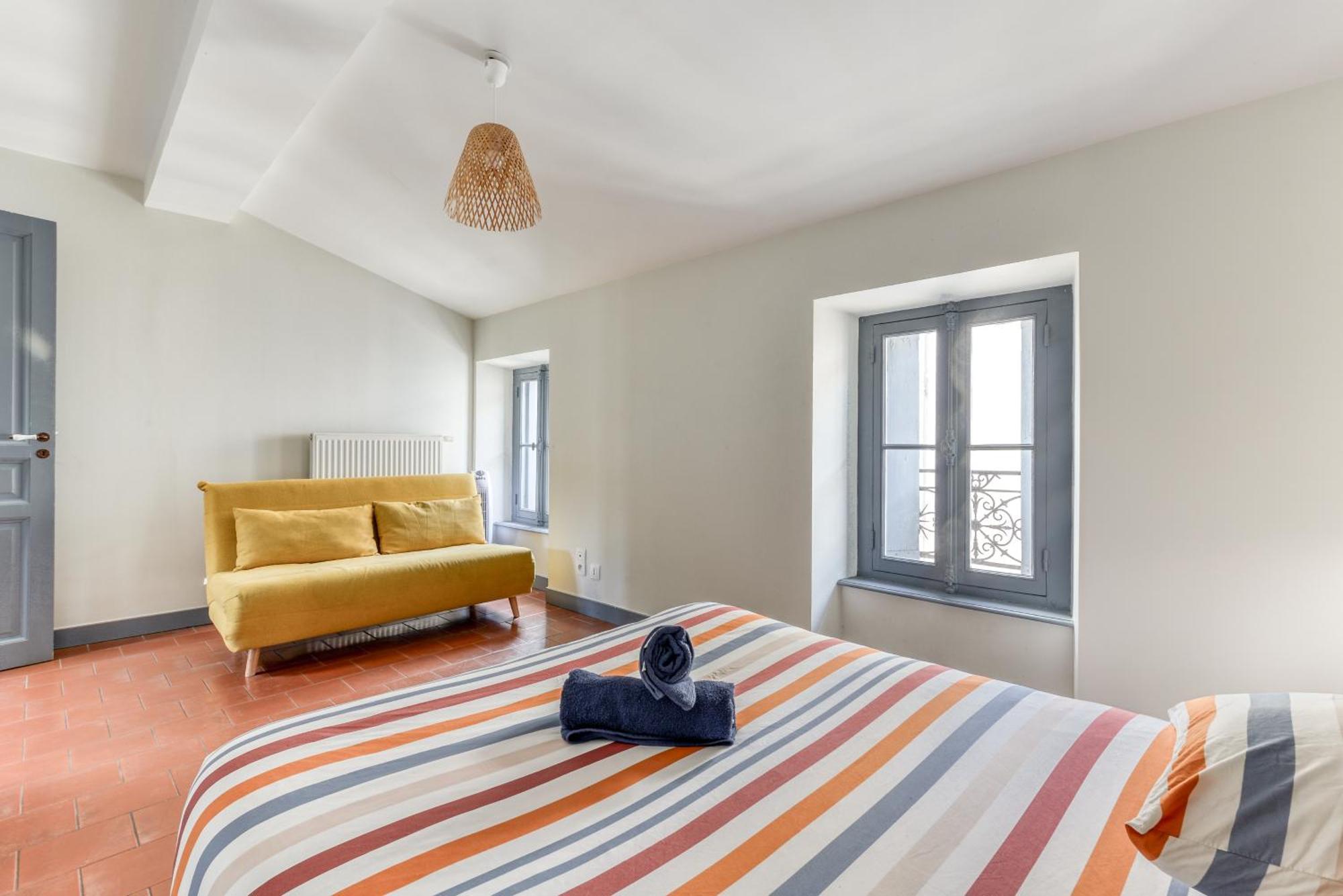 L'Escapade - Parking Gratuit - Wifi - Climatisation - Proche Cite - Tout Equipee Carcassonne Exteriör bild